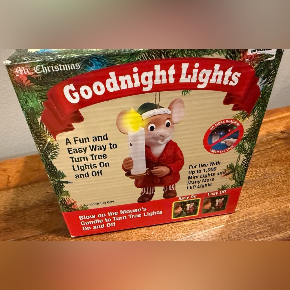 2014 Mr. Christmas Goodnight Lights New in Box Holiday Mouse Blow Out Lights